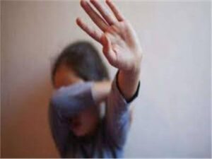 جرائم التحرش الجنسي تصيب طفلة القليوبية صاحبة العامين ونصف من عمرها  بطفلتها بنت الحضانة بالفيوم